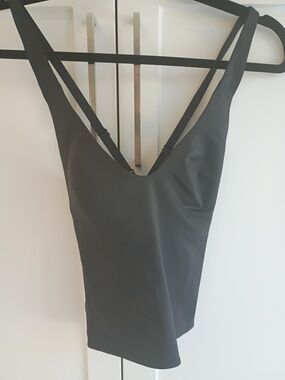 Skims x Nike V Neck Tank NWT